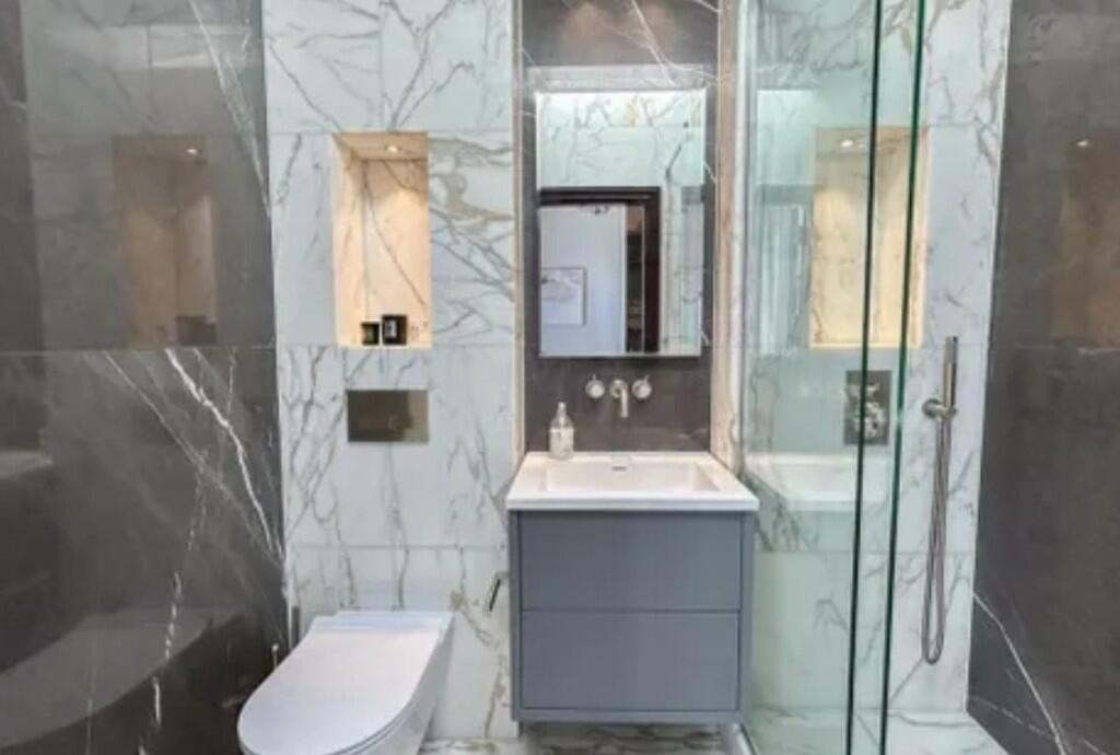 14, Thurloe Place interior