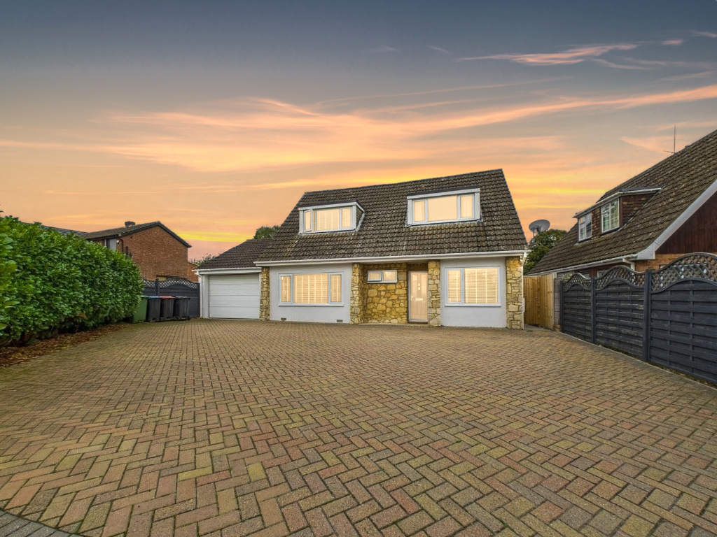 47 Whalley, Bletchley