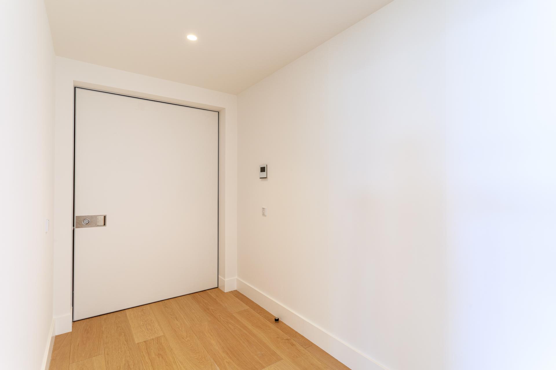 Le Renzo, Monaco — architecture and interiors