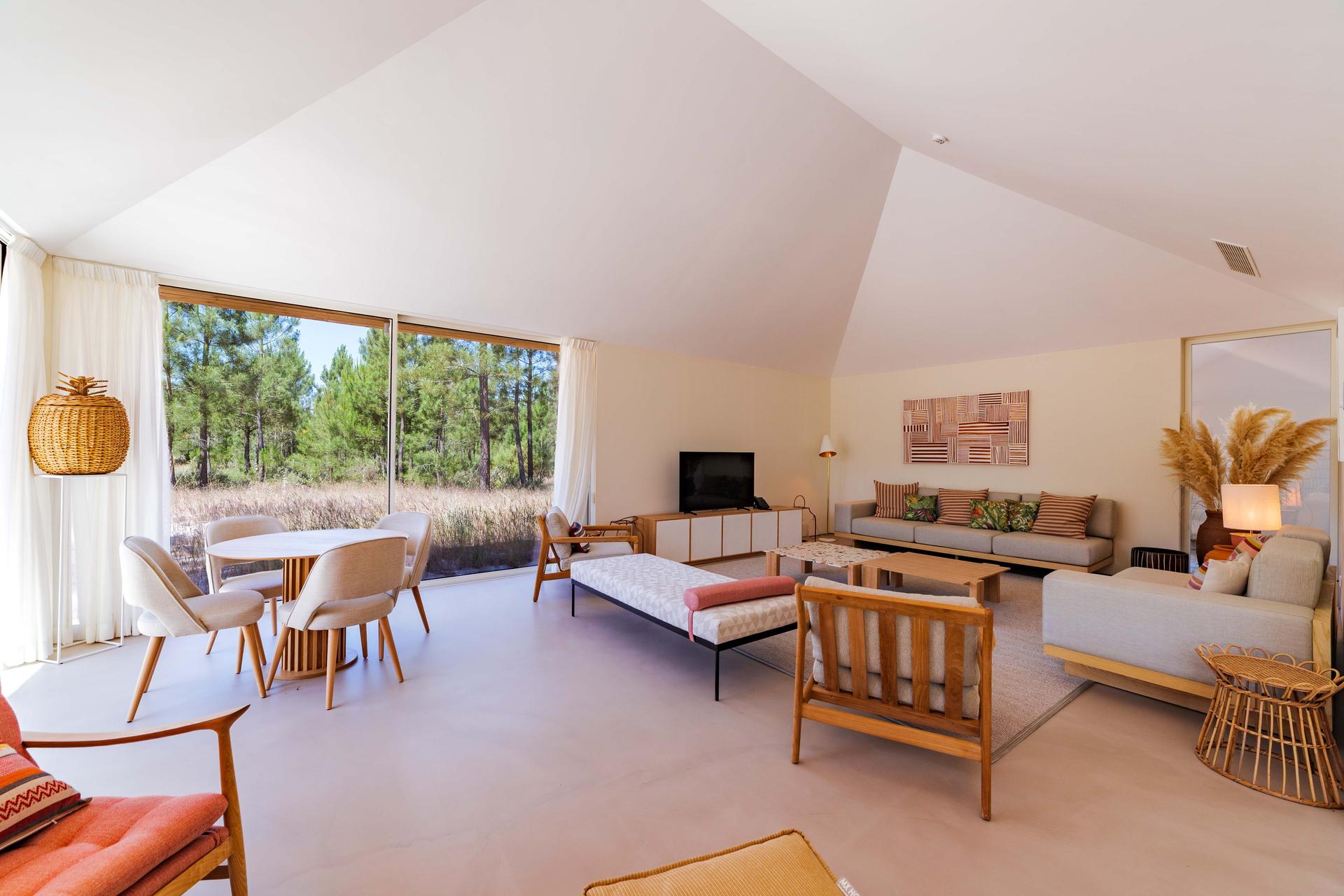 Spatia Comporta Villa – grounds and views